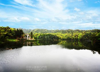 休闲湖度假村