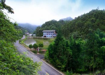 新龙庄度假村 全景